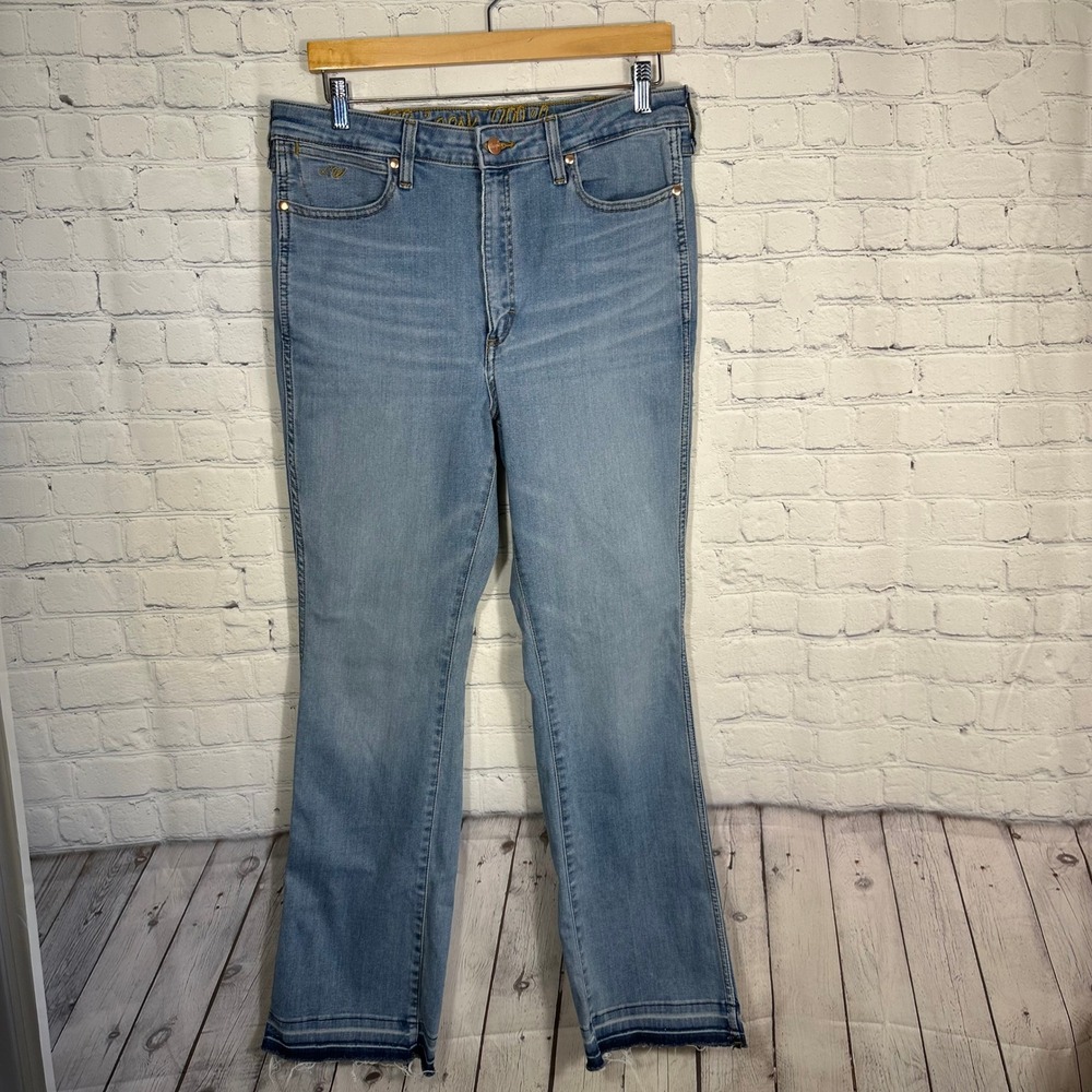 Wranhler Flare Leg Jeans